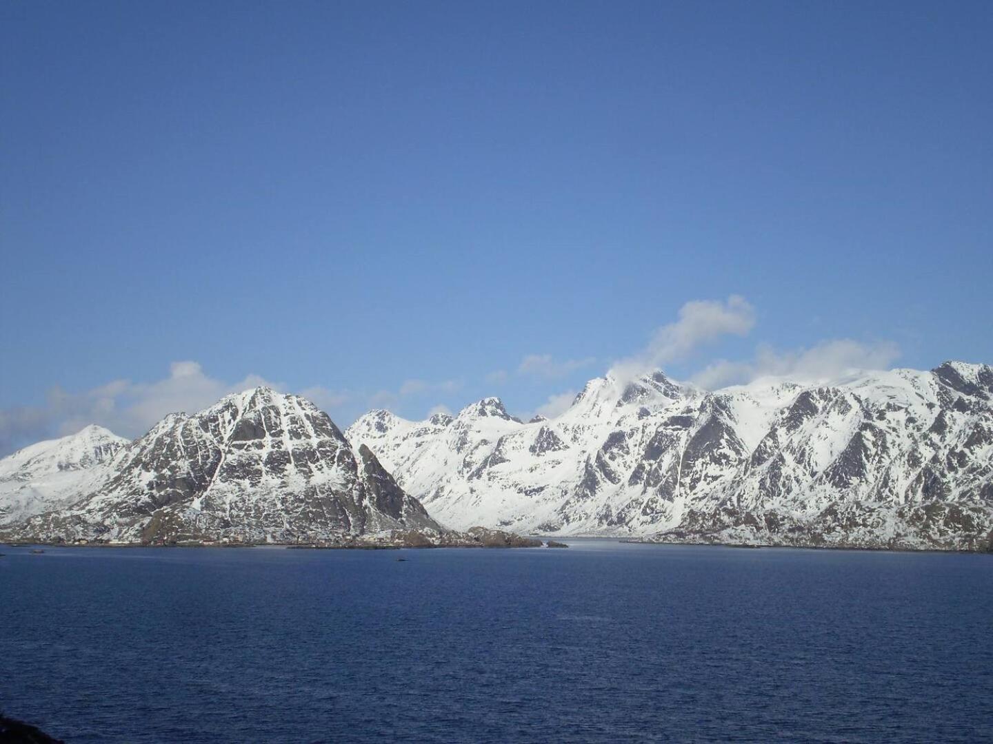 Damperiholmen Cabin Sund  Luaran gambar